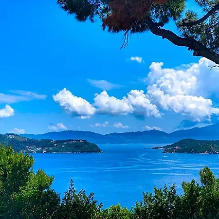Azzurro Hotel *